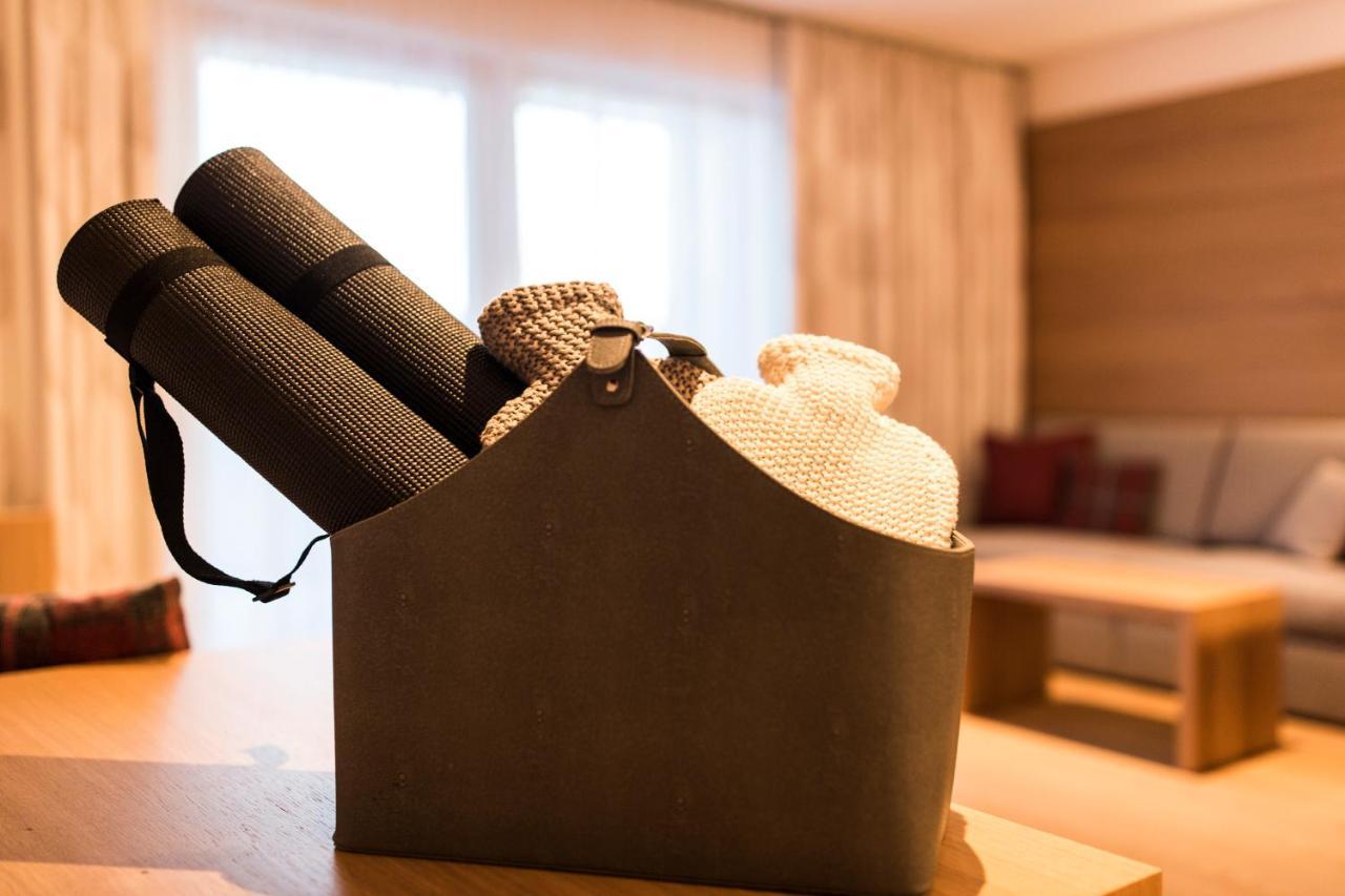 Slow Living Suite - Ferienwohnung Mit Privater Sauna & Garten Фис Екстериор снимка
