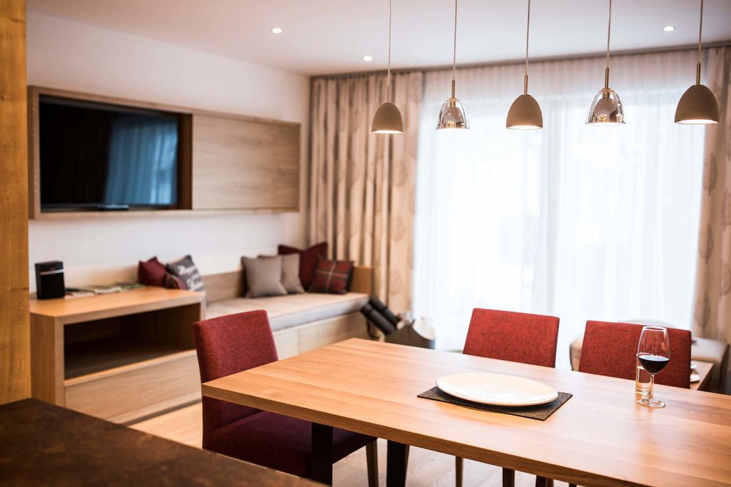 Slow Living Suite - Ferienwohnung Mit Privater Sauna & Garten Фис Екстериор снимка