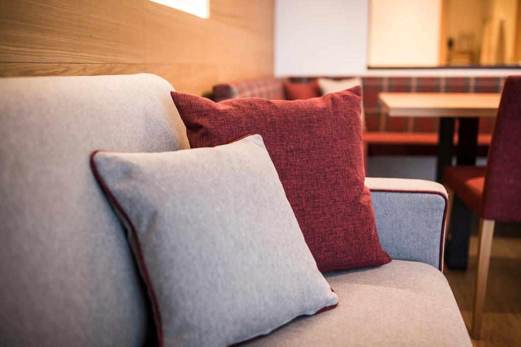 Slow Living Suite - Ferienwohnung Mit Privater Sauna & Garten Фис Екстериор снимка