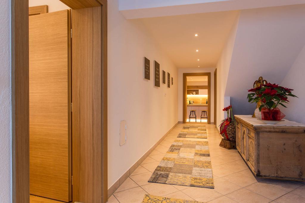 Slow Living Suite - Ferienwohnung Mit Privater Sauna & Garten Фис Екстериор снимка