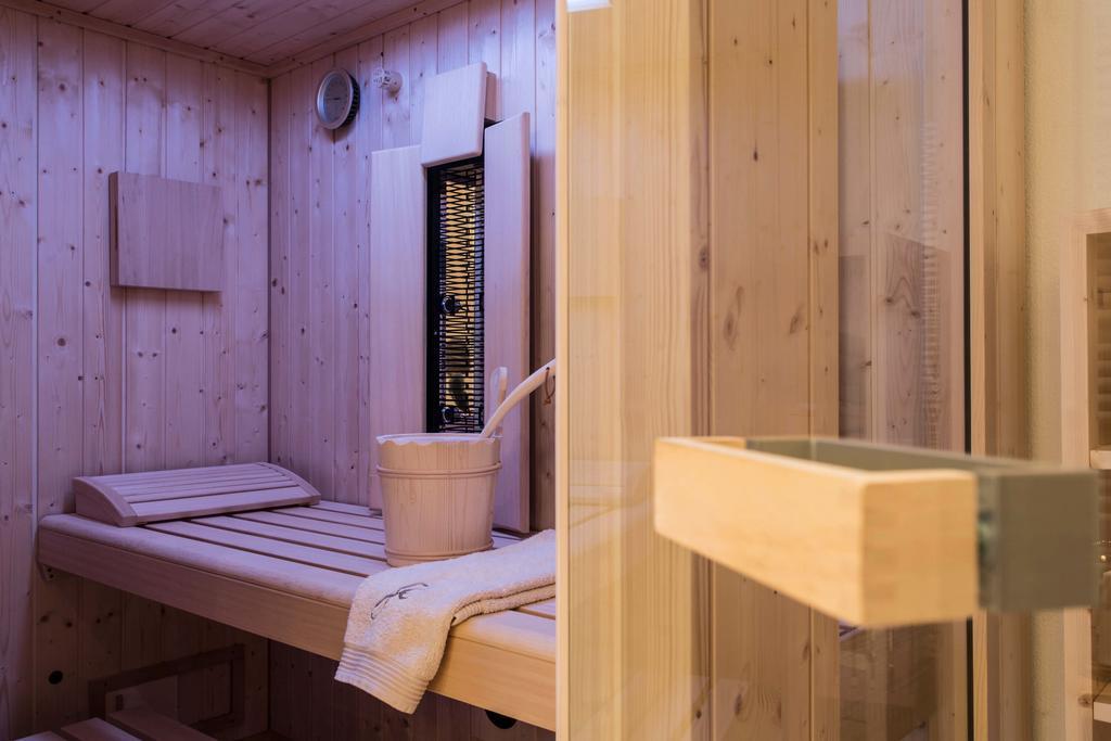 Slow Living Suite - Ferienwohnung Mit Privater Sauna & Garten Фис Екстериор снимка